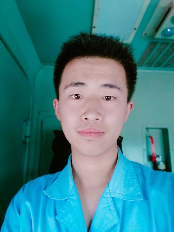 生而为人的第二张照片--淄博认干亲服务网